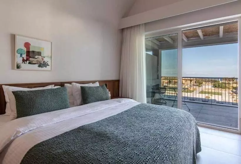 Hotelli Alero Seaside Skyros Resort