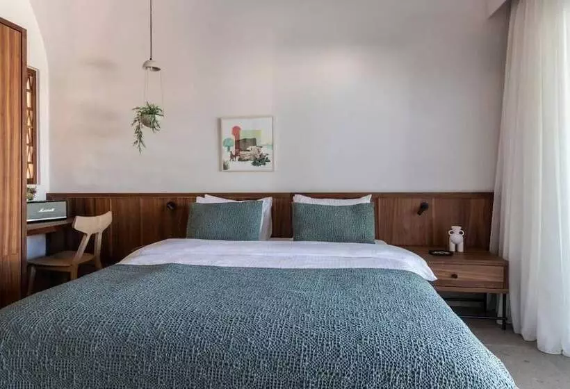 Hotelli Alero Seaside Skyros Resort