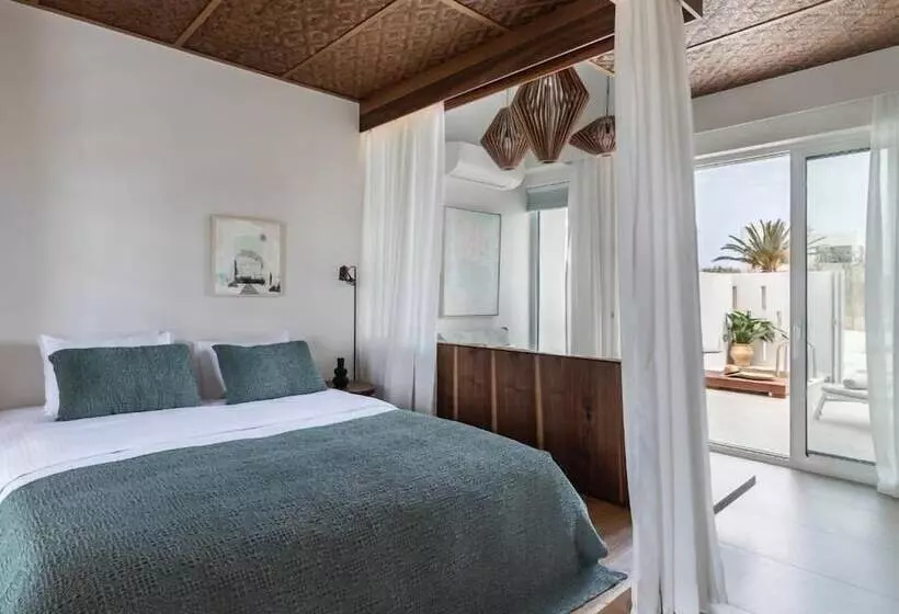 Hotelli Alero Seaside Skyros Resort