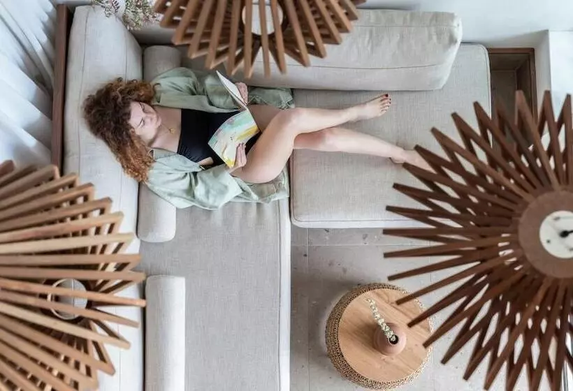 Hotelli Alero Seaside Skyros Resort