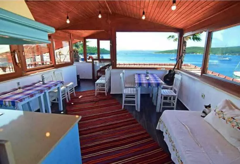 هتل Sigacik Poseidon Boutique