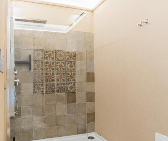 تختخواب و صبحانه Leano Agriresort Deluxe Double Room