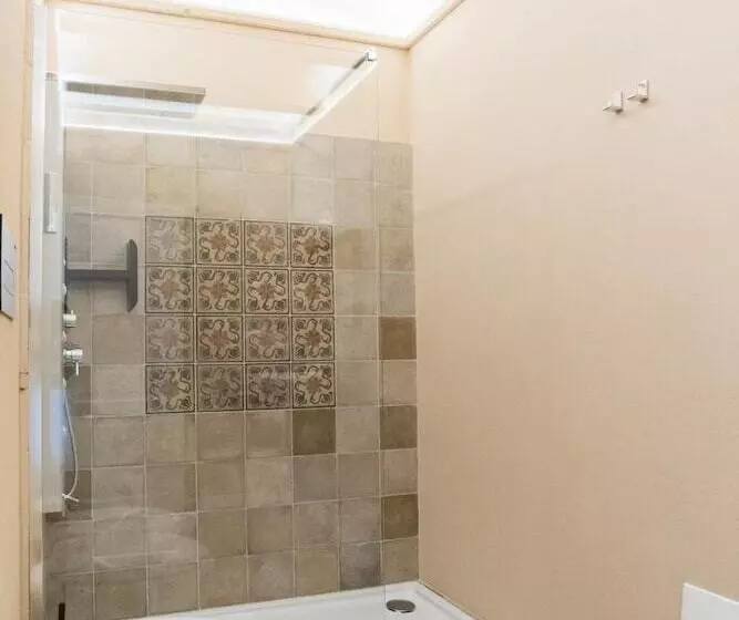 Aamiaismajoitus (B&B) Leano Agriresort   Deluxe Double Room