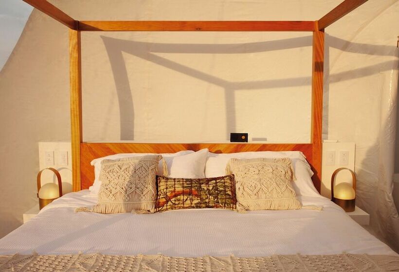 هتل Green Land Bubble Glamping By Mint