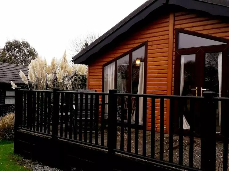 Majatalo Killigarth Lodge