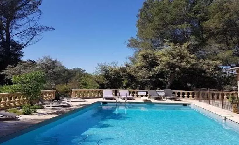 Lomakeskus Le Domaine D Alezen