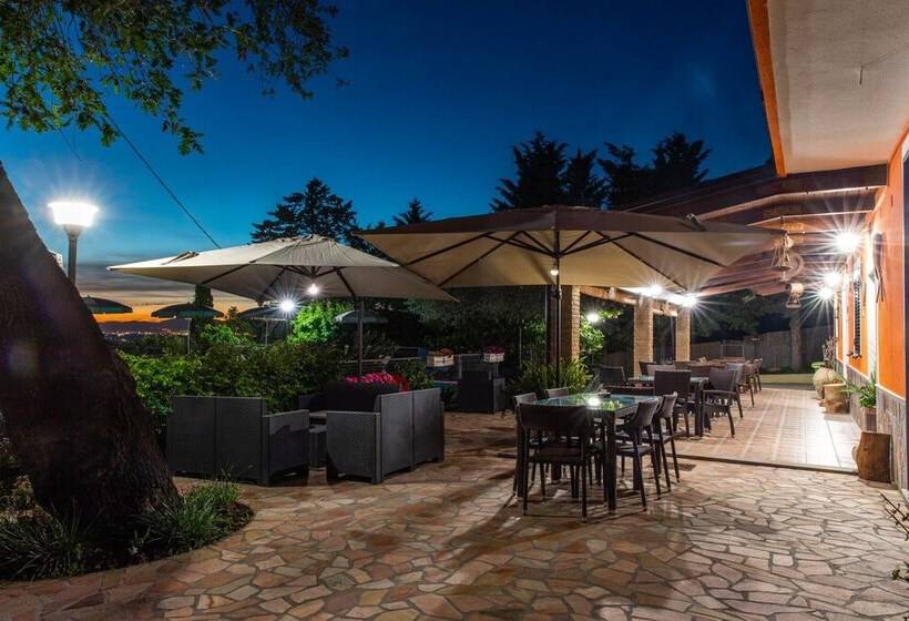 B&b La Mortella With Pool