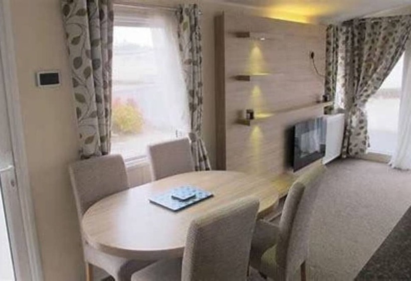 Beautiful Spacious Caravan In South Lake District