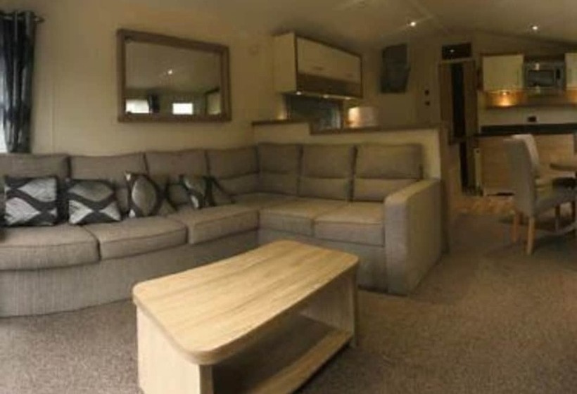 Beautiful Spacious Caravan In South Lake District