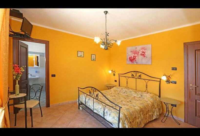 Room In B&b   Agriturismo Al Brich Quadriple Room