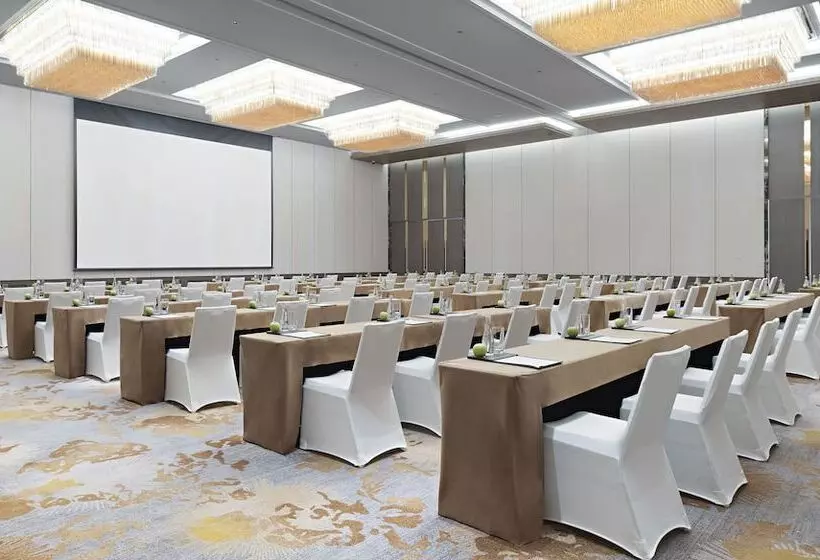 Hotelli Langham Place Changsha