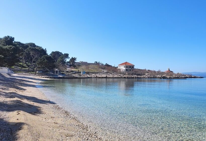 Hotel Studio Apartments Roza A Charming Oasis In The Centre Of Makarska