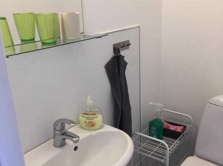 פנסיון Bruksparkens Hostel