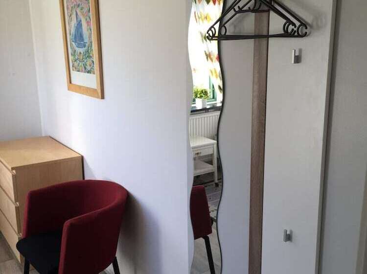 פנסיון Bruksparkens Hostel