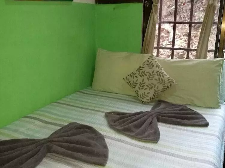 پانسیون Manuel Antonio Comfort Casa Macaow