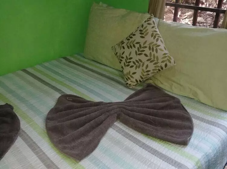 پانسیون Manuel Antonio Comfort Casa Macaow