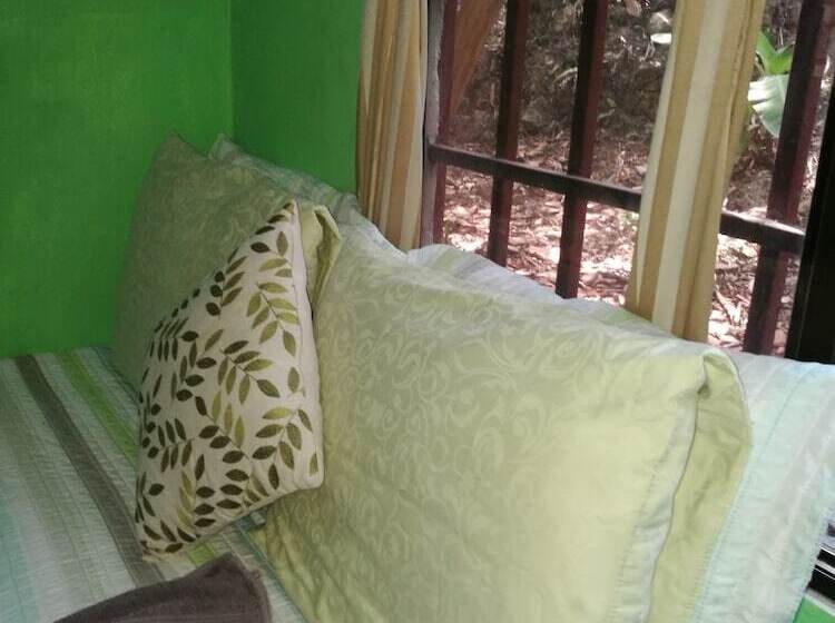 پانسیون Manuel Antonio Comfort Casa Macaow