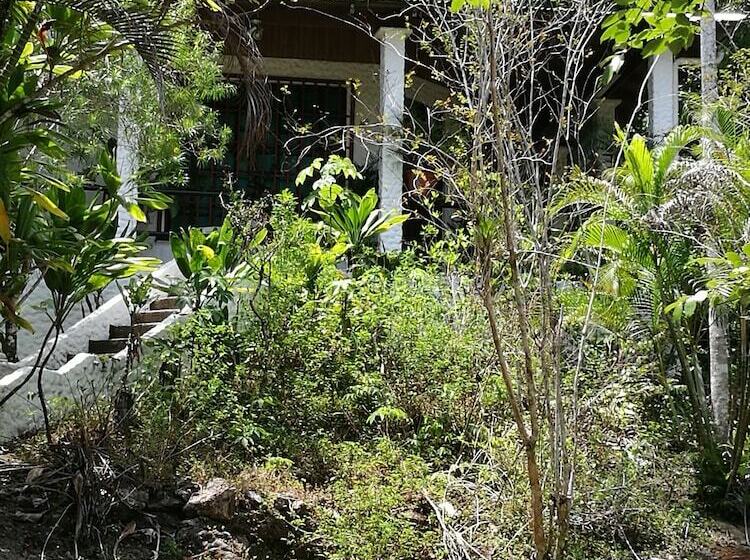 پانسیون Manuel Antonio Comfort Casa Macaow