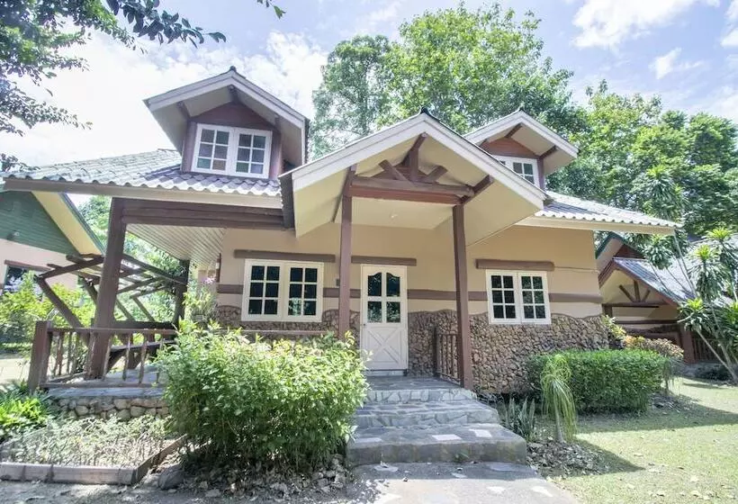 Hotelli Capital O 1110 Khaoyai Cowboy City Resort