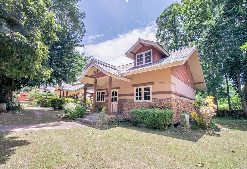 בית מלון כפרי Capital O 1110 Khaoyai Cowboy City Resort