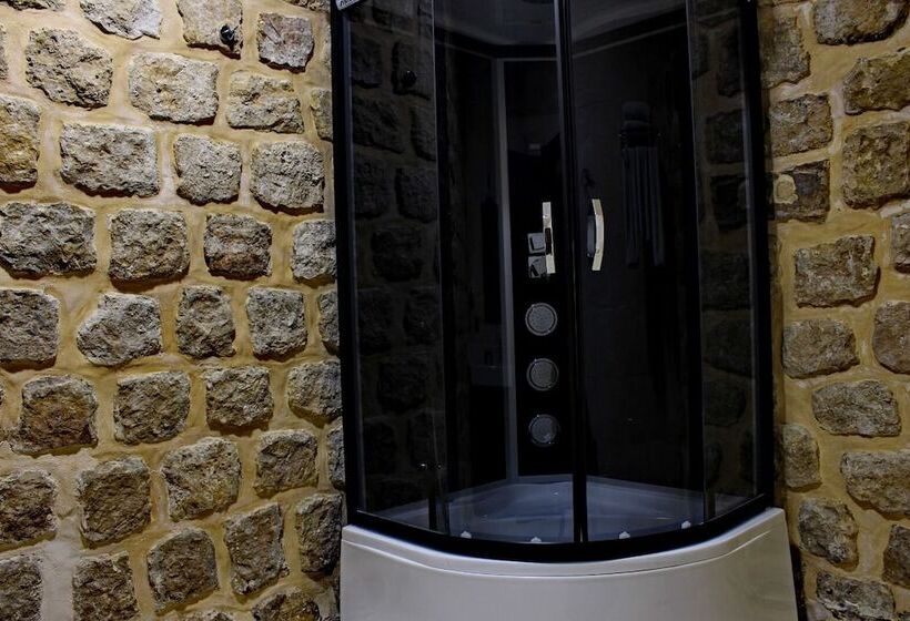 هتل Hh Babil Konağı