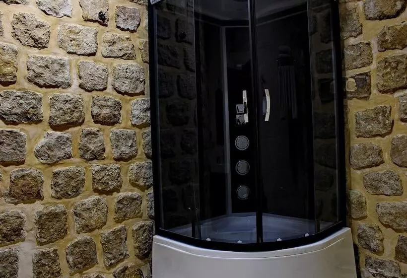 هتل Hh Babil Konağı