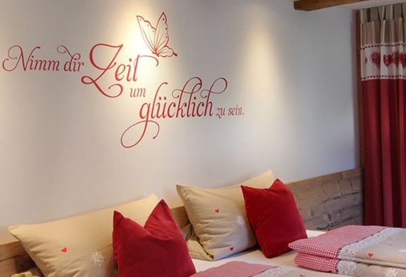 Kır Oteli Biobetrieb Lippenhof