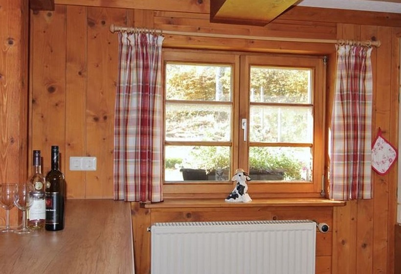 Kır Oteli Biobetrieb Lippenhof