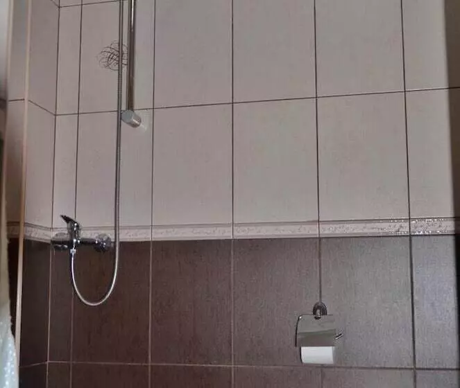 پانسیون Guest House Versal