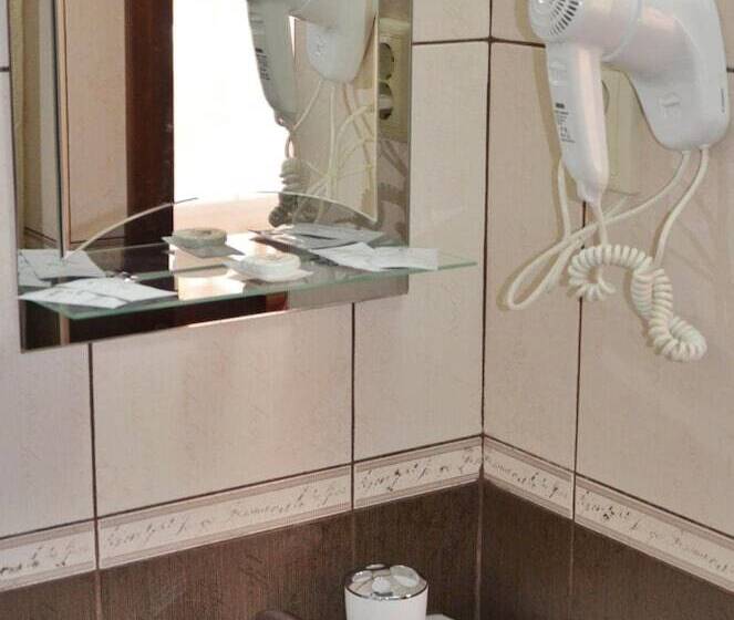 ペンション Guest House Versal