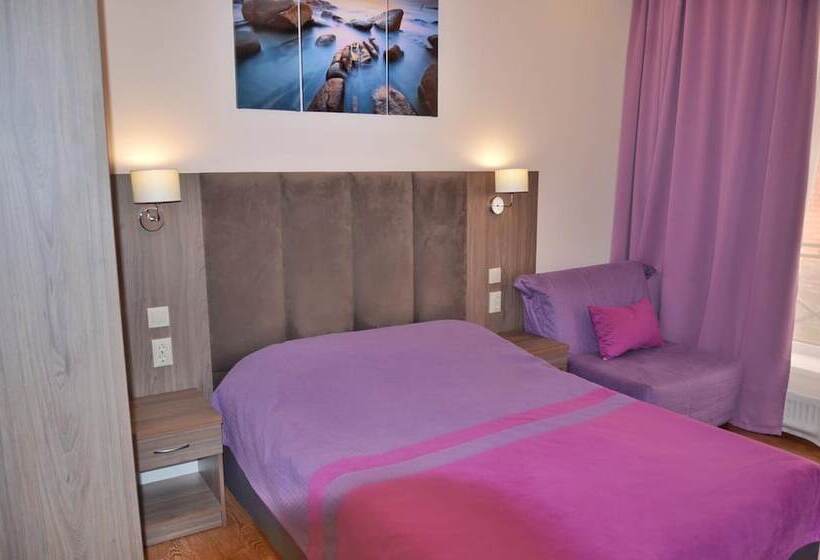 ペンション Guest House Versal