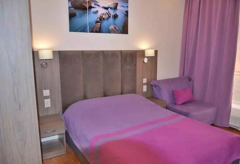 پانسیون Guest House Versal