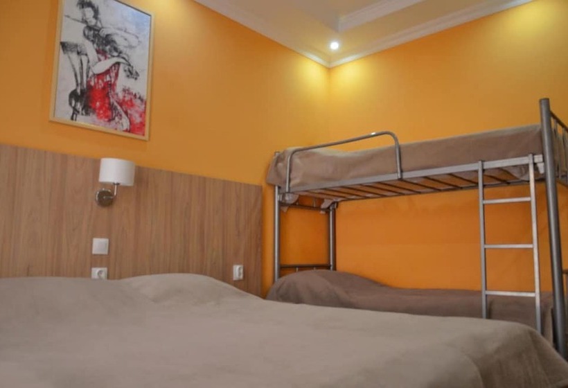 ペンション Guest House Versal