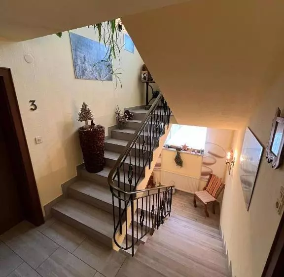 Aamiaismajoitus (B&B) Pension Aloisl`s Harmonie