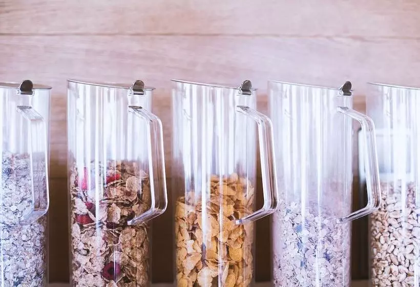 تختخواب و صبحانه Pension Neururer