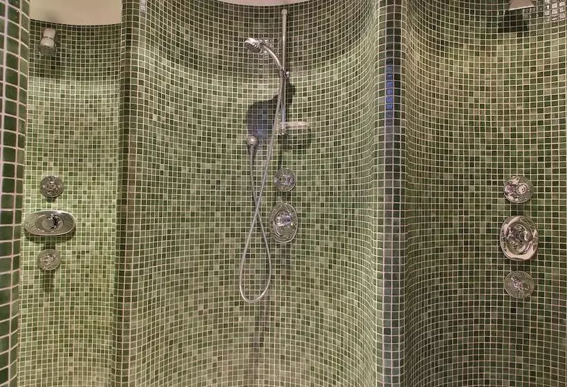 تختخواب و صبحانه Pension Neururer