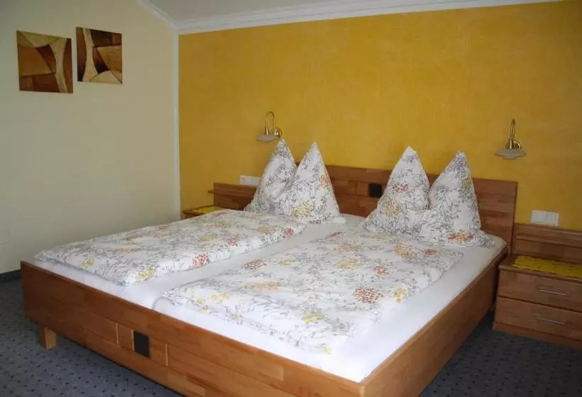 Bed and Breakfast Gästehaus Stroitz