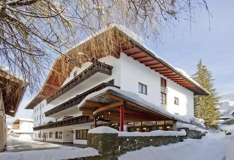 Отель Apartment Brixental