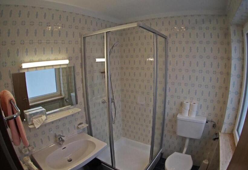 בית מלון כפרי Egerthof