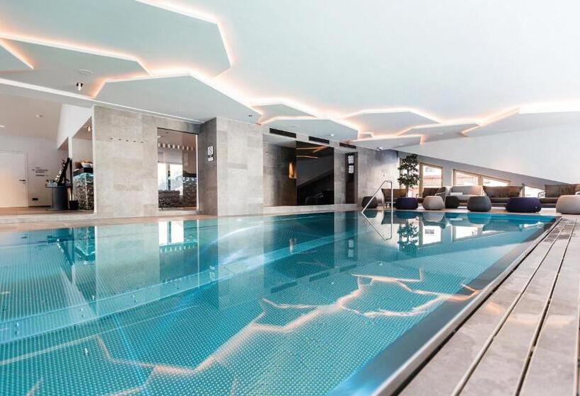 هتل Elizabeth Art