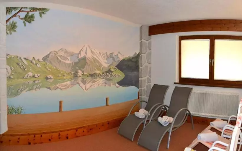 هتل Frühstückspension Rehwinkl