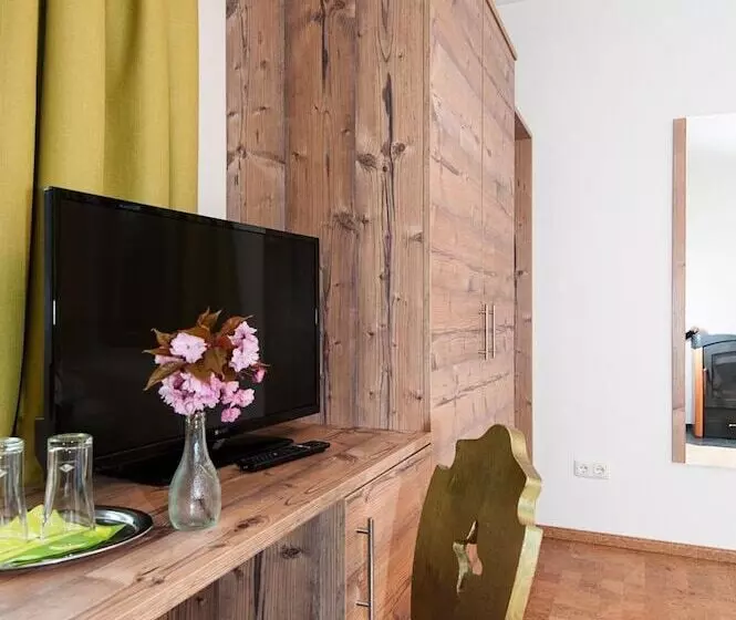 Отель Pension Leuprecht