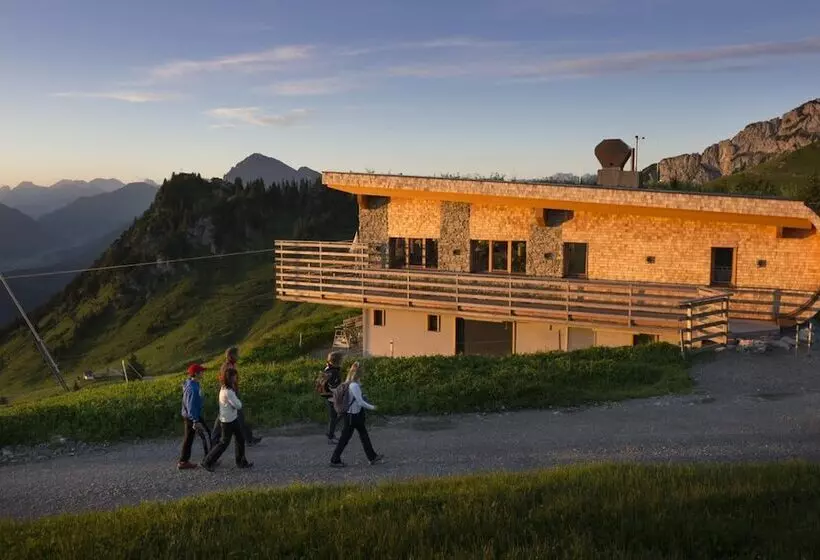 Отель Pension Leuprecht