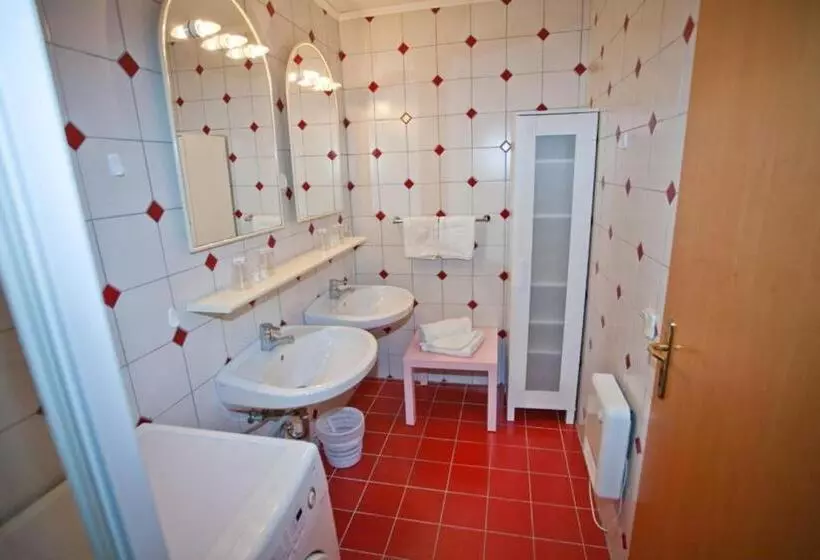 호텔 Seevilla Wochinz