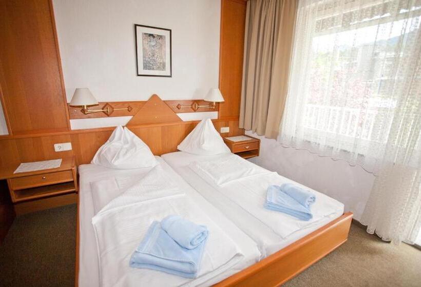 Hotel Seevilla Wochinz