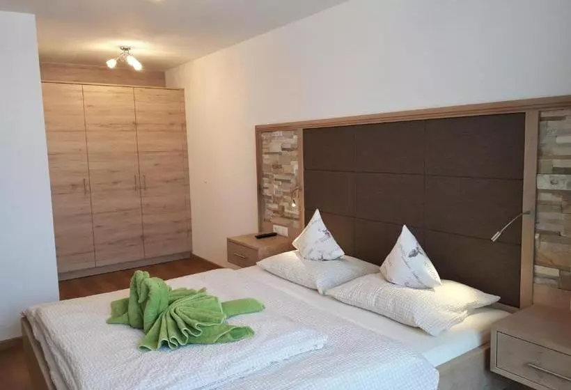 בית מלון כפרי Sonnwend