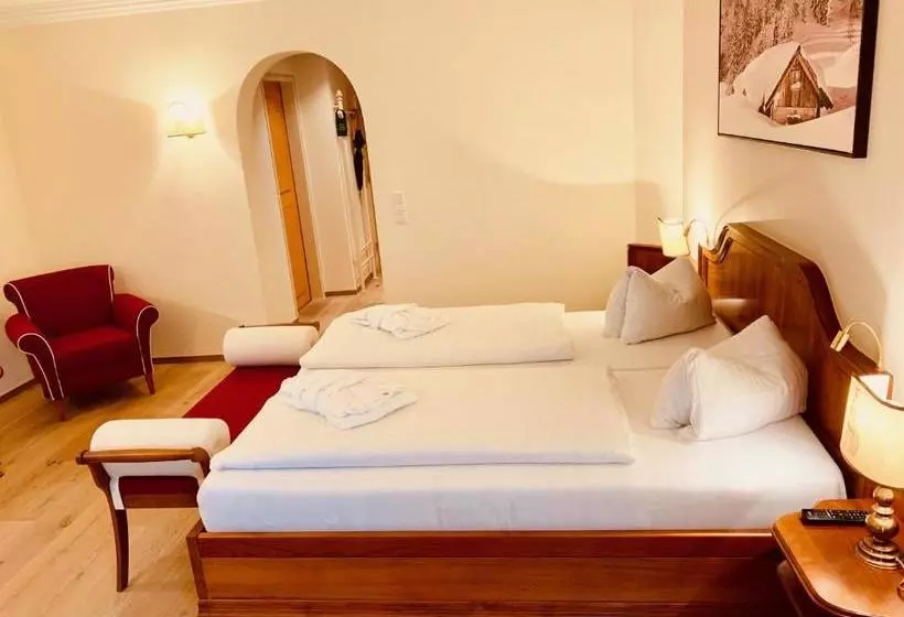 בית מלון כפרי Zum Jungen Römer