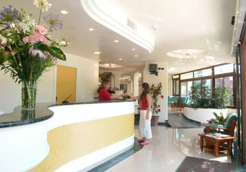 Albergo Villa Hibiscus