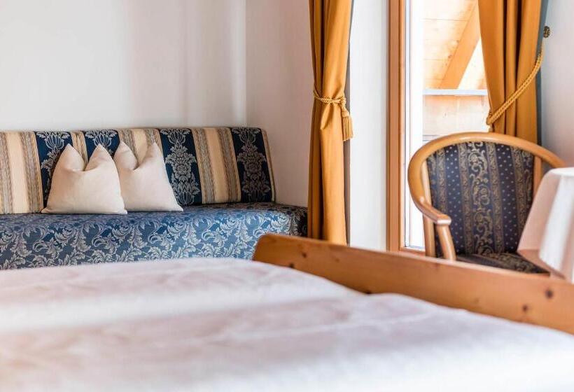 B&b Hotel Alpenrose Rooms & Apartments