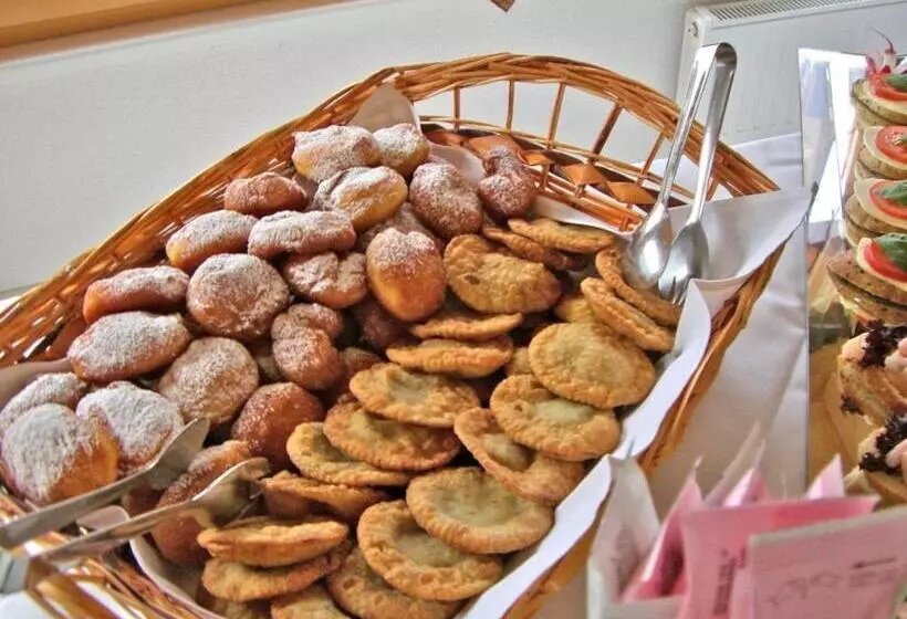 B&b Hotel Alpenrose Rooms & Apartments